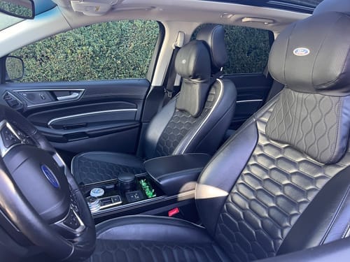 Customer photo review of Individuell gestaltetes Auto Nackenkissen