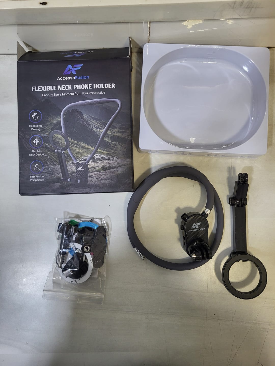 Customer photo review of AccessoFusion Neck Mount for Phone