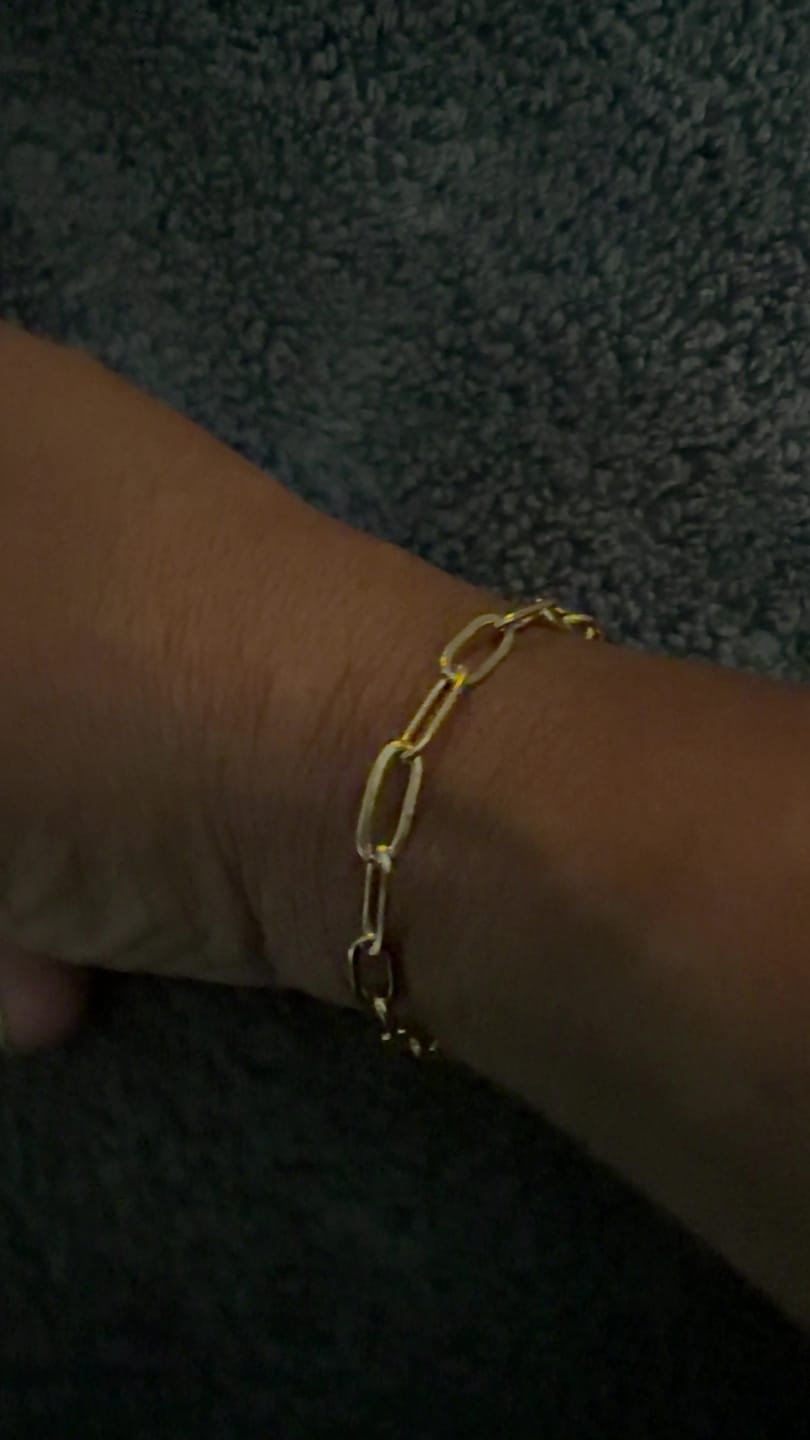 Customer photo review of Paper Clip Bracelet - 4mm