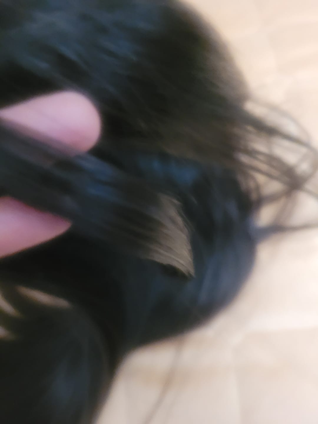 Customer photo review of Hair Topper Silk Base 5.5*6 inches #1B Natural Black