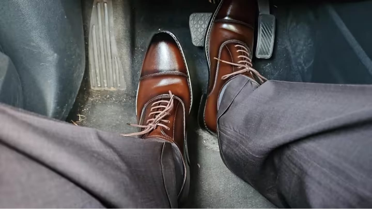 Customer photo review of Men's Lace-up Oxford Dress Shoes