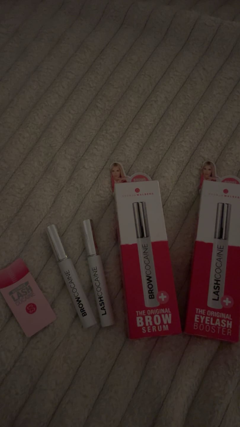 Customer photo review of LASHCOCA!NE - Wimpernserum