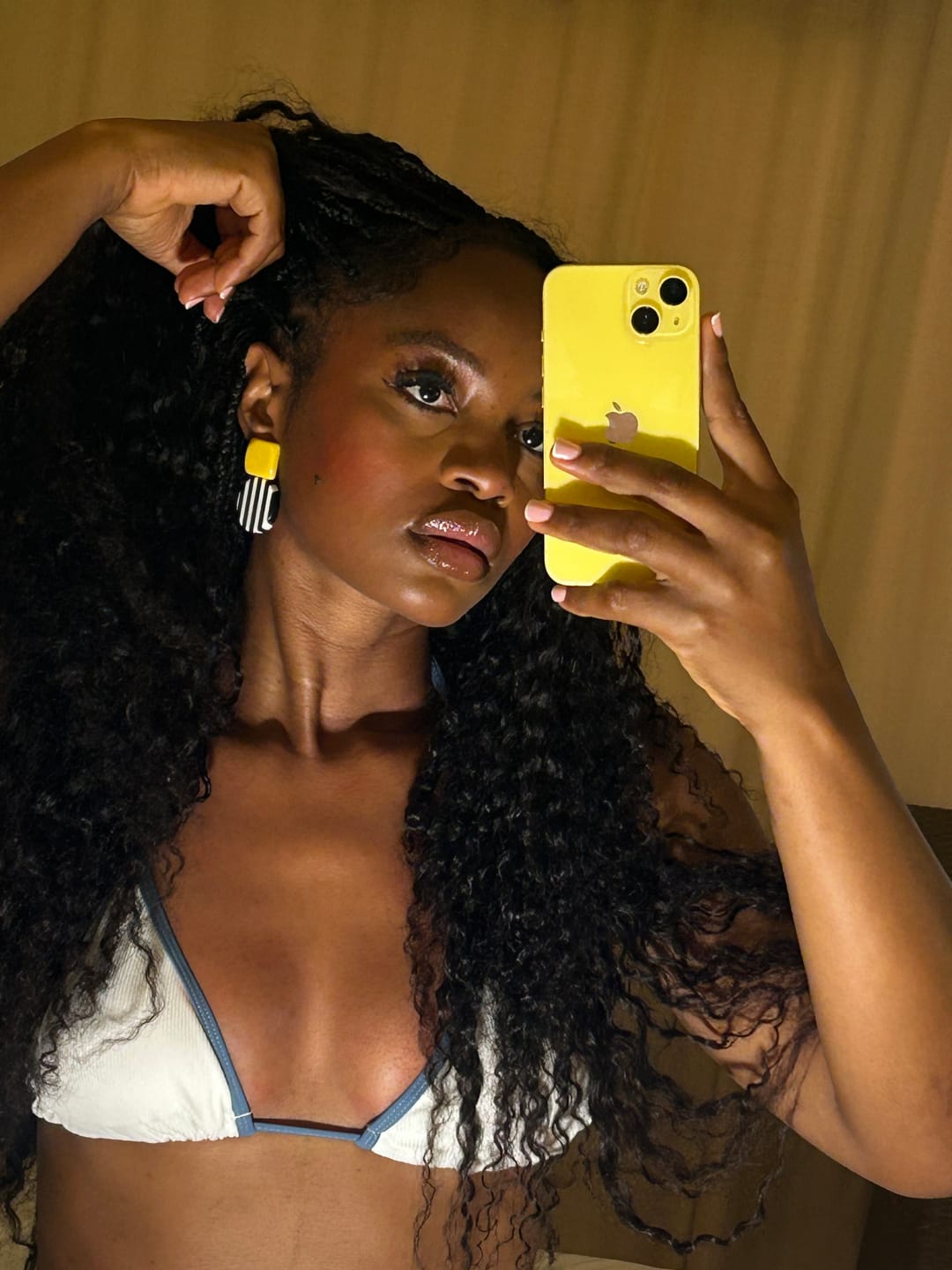 Customer photo review of Ywigs Burmese Water Curly Human Crochet Hair