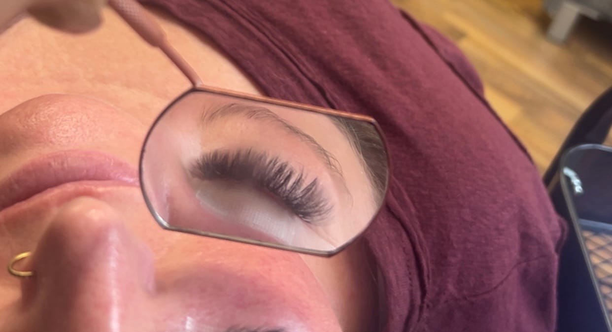 Customer photo review of Double Layer Volume Premade Fans