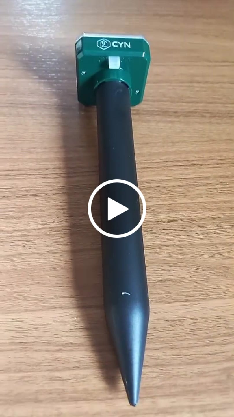 Customer video review of Repelente Solar Ultra Sônico Espanta Pragas 24 Horas A Prova d'água