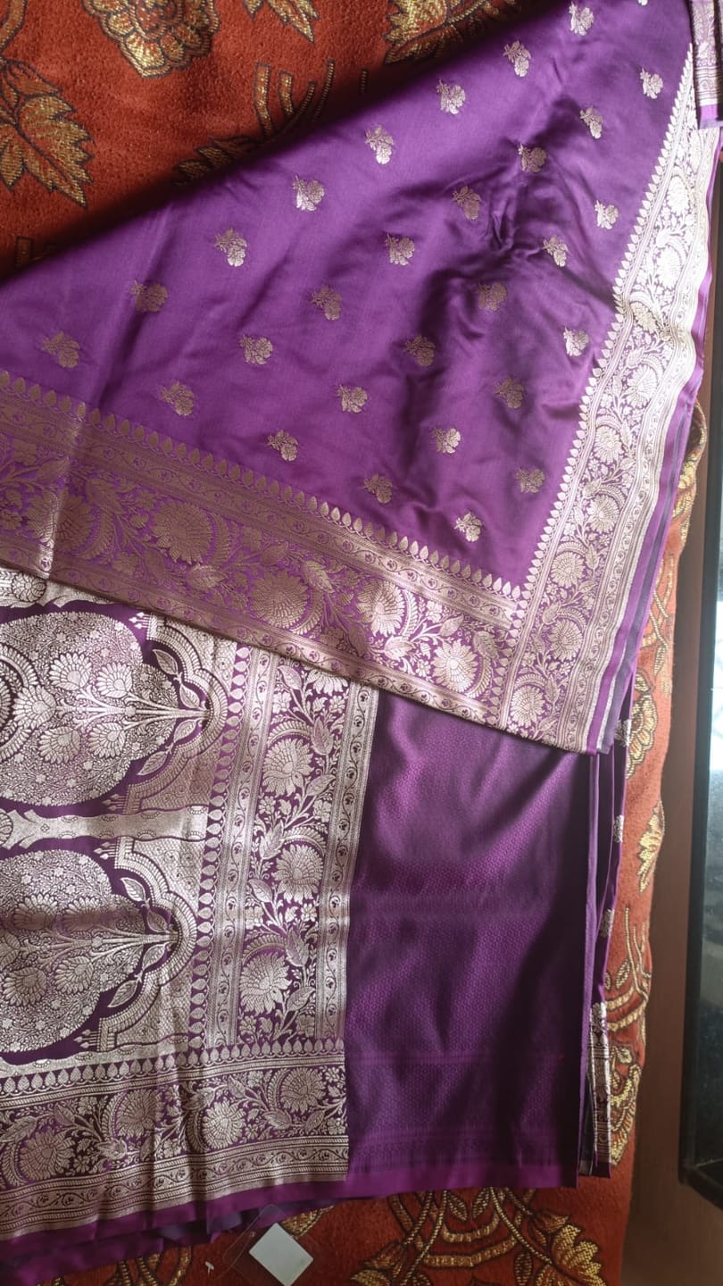 Customer photo review of Purple Chaman Buti Katan Silk Banarasi Saree