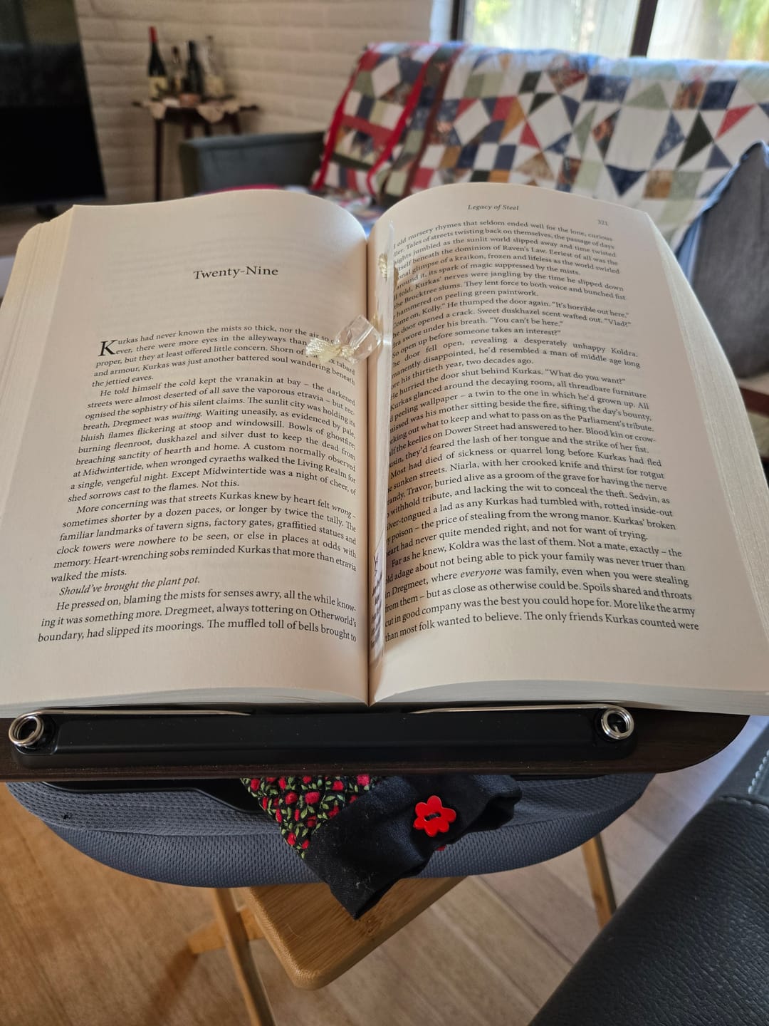 Customer photo review of Adjustable Pillow Stand with Storage