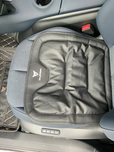 Customer photo review of Devano - Individuelles Autositzkissen