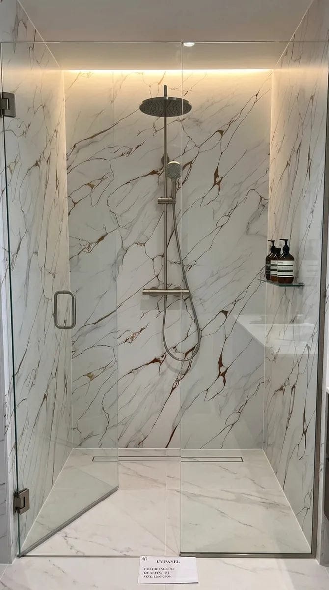 Customer photo review of Panneau PVC - Effet Marbre Blanc Gris - 250 x 120 cm – 100% Imperméable - 15 ans Garantie
