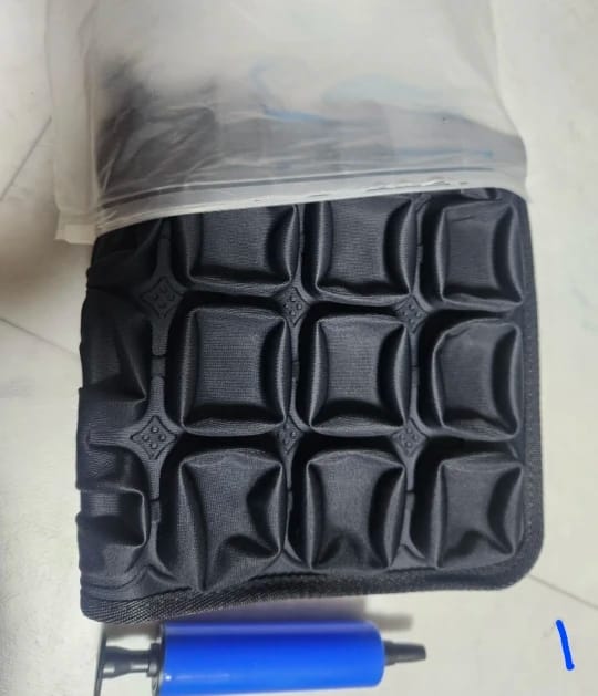 Customer photo review of THE LUREXO CUSHION
