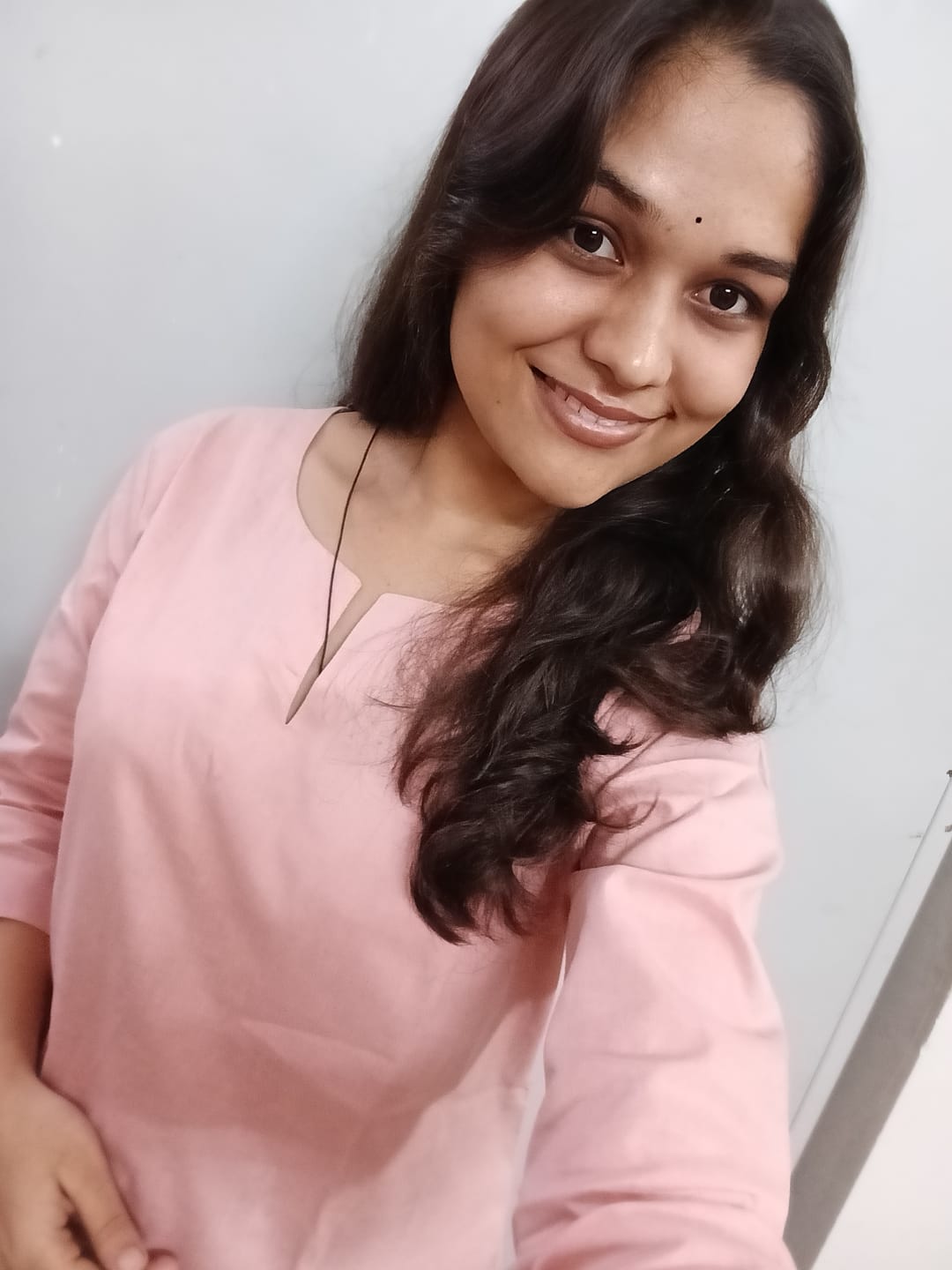 Customer photo review of Women Salmon Pink Airy Linen Split Neck Short Kurta
