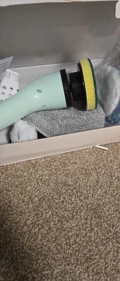 Customer photo review of Elektrisk skurborste 9-i-1 med långt skaft