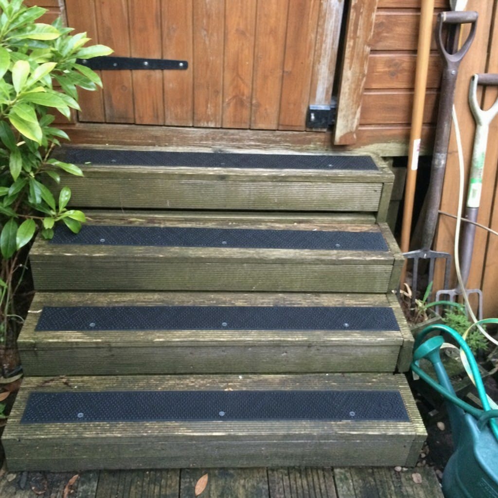 Customer photo review of Anti Slip Decking Strips 5 Pack 600x50mm with Screws