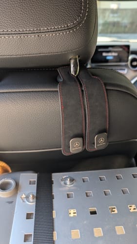Customer photo review of Maßgeschneiderter Doppelhaken für Autositze