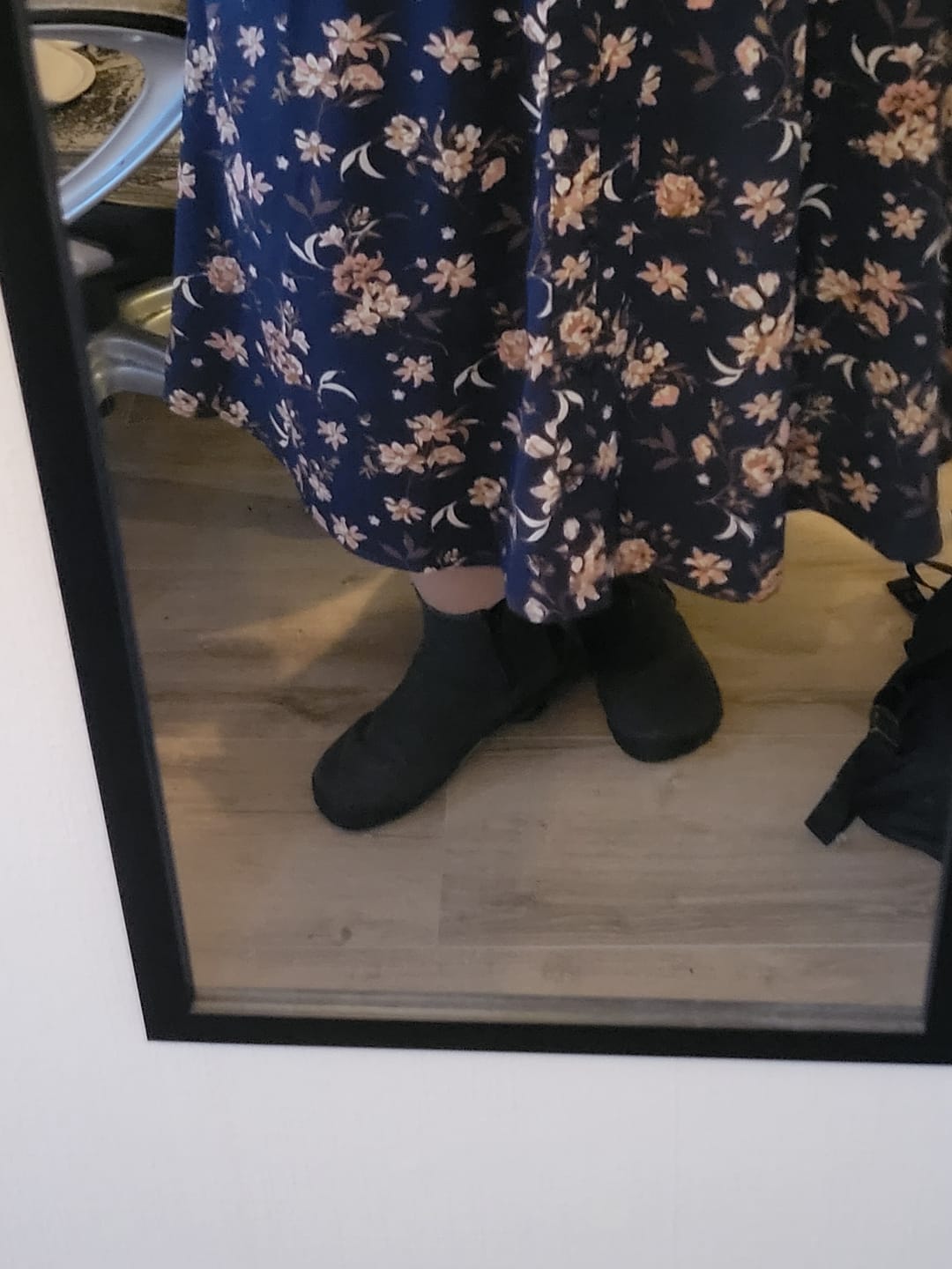 Customer photo review of Vaistoa Kajo | Barefoot Chelsea Boots