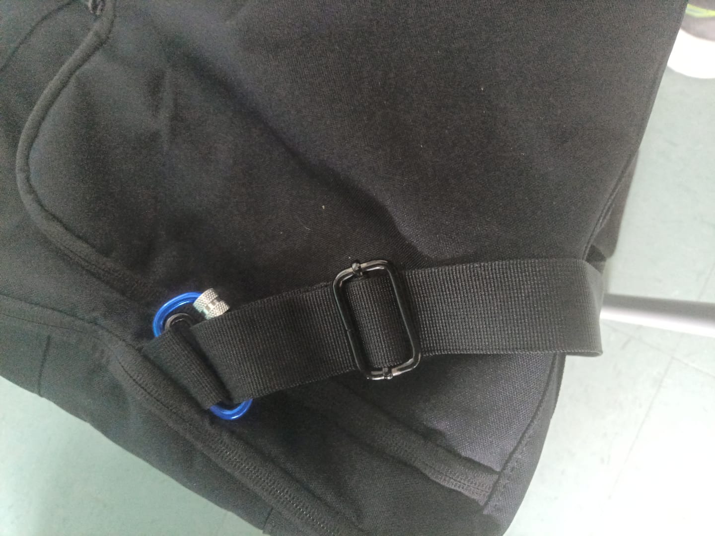 Customer photo review of Bolso Deportivo Gym Duffel Bag XXL IRONSIDE