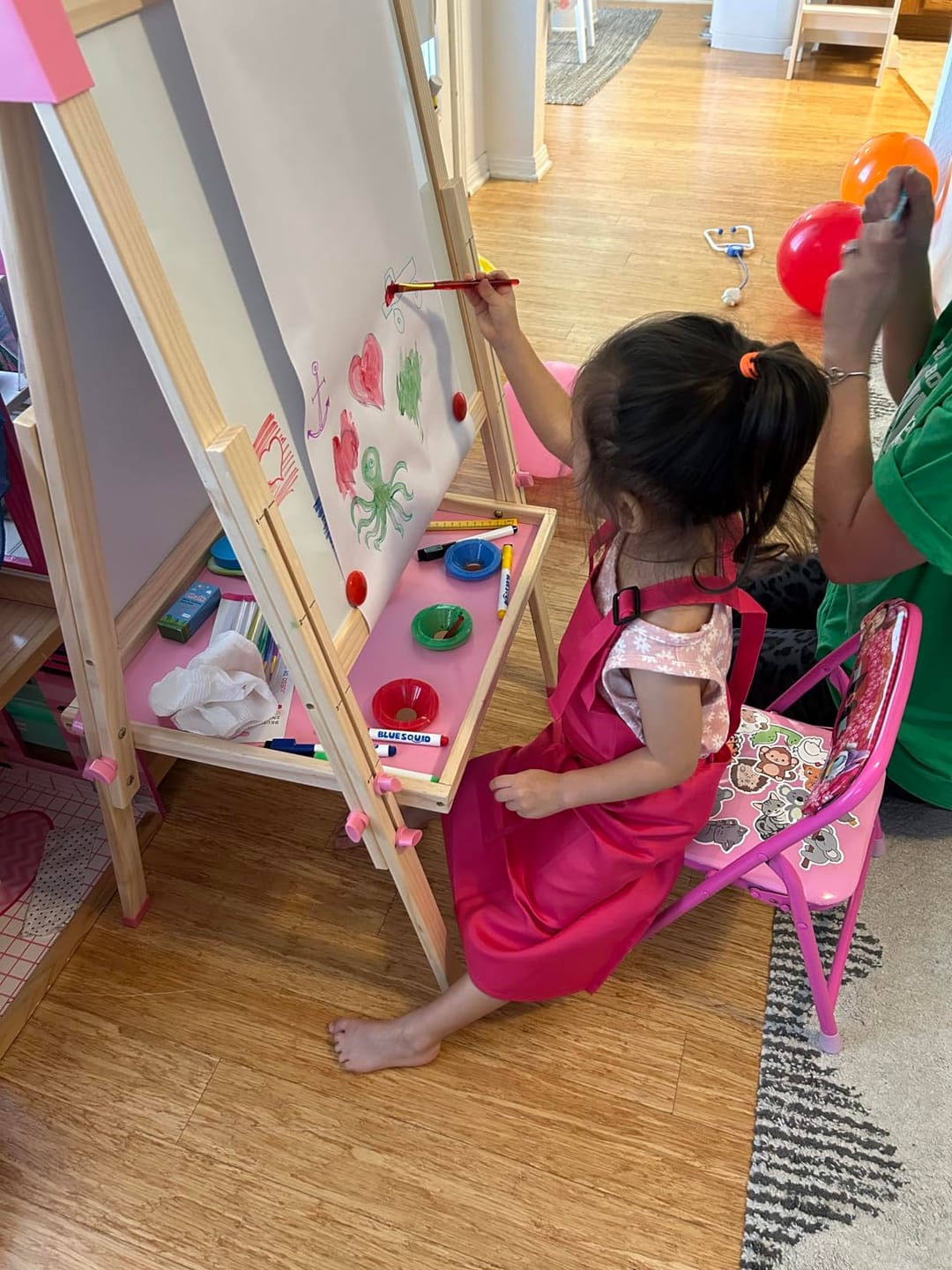 Customer photo review of Art Easel with 100+ Accessories