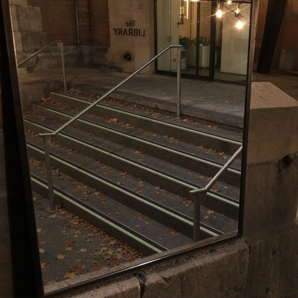 Customer photo review of Aluminium Stair Nosing 57x32mm Anti Slip Glow Edge, 11 Insert Colours
