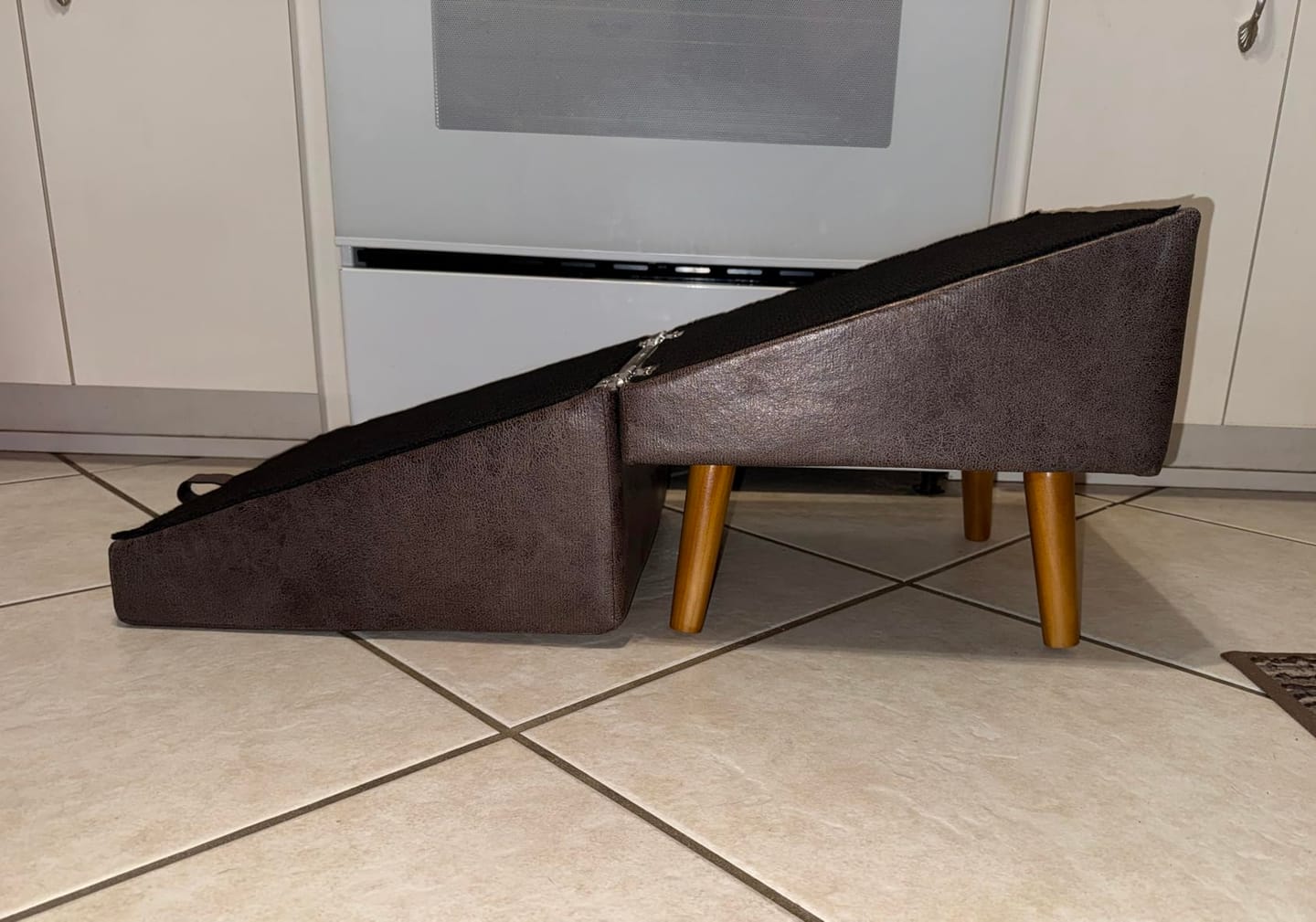 Customer photo review of 2-in-1 Foldable Dog Stairs Ramp for Bed and Couch