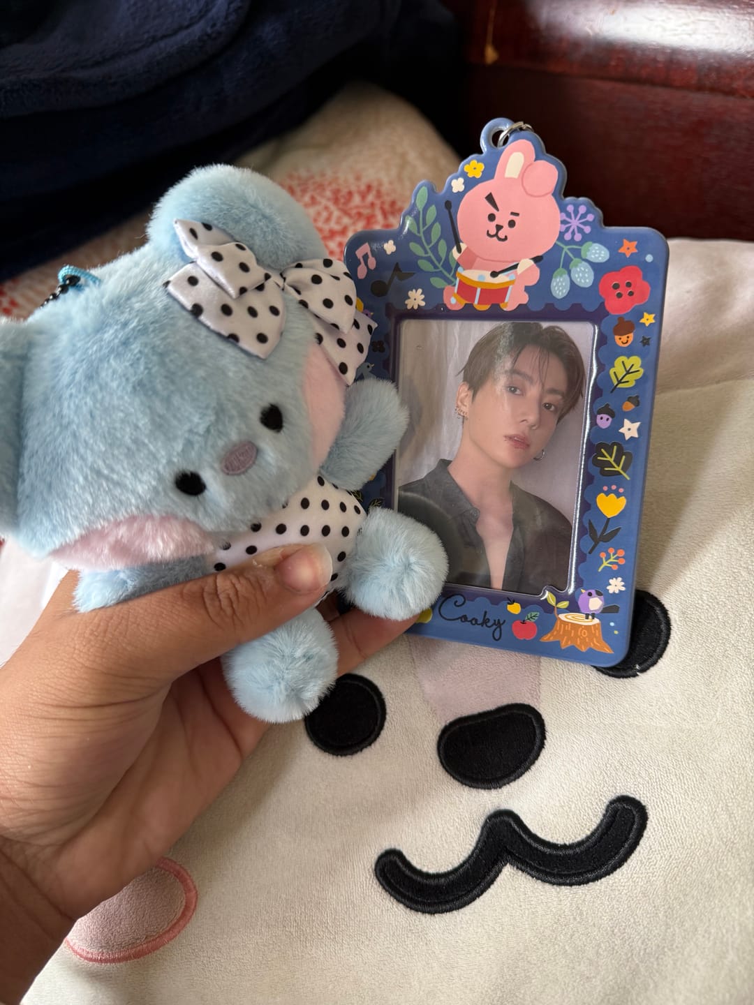 Customer photo review of BT21 - DOT RIBBON PLUSH KEYRING (KOYA)