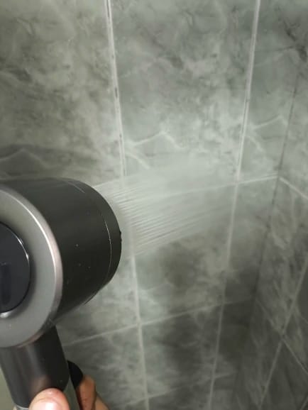 Customer photo review of Doccino Filtrante ZEROTRACCE: Meno Tracce e Più Pulizia nella Tua Doccia