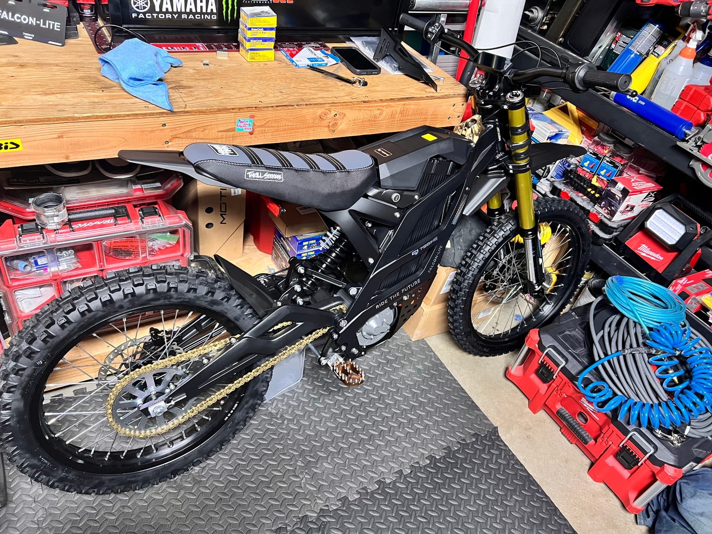Customer photo review of Custom Seat Cover: 79Bike Falcon Lite