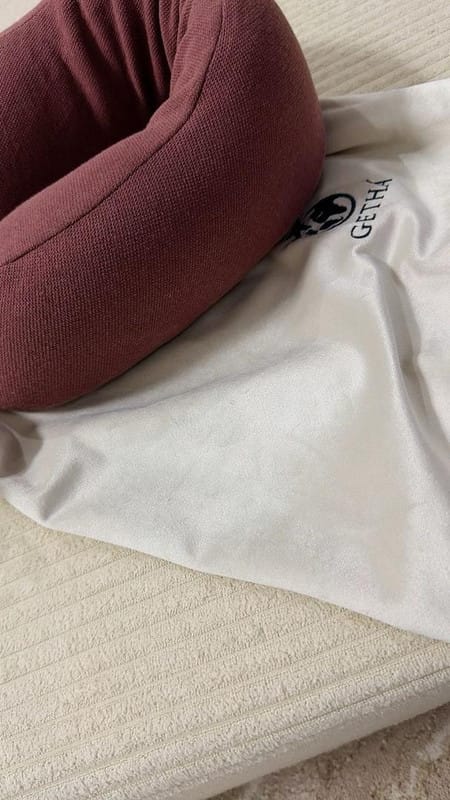 Customer photo review of Smart Neck Latex Pillow - Small