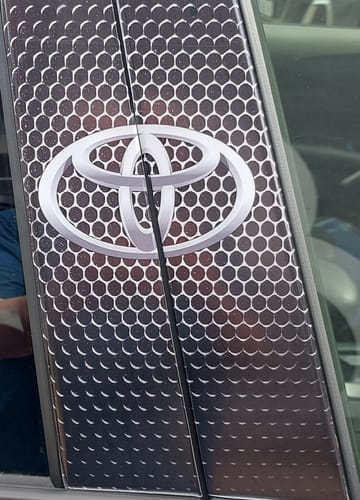 Customer photo review of 2x Autoaufkleber für Fensterscheibe mit Logo