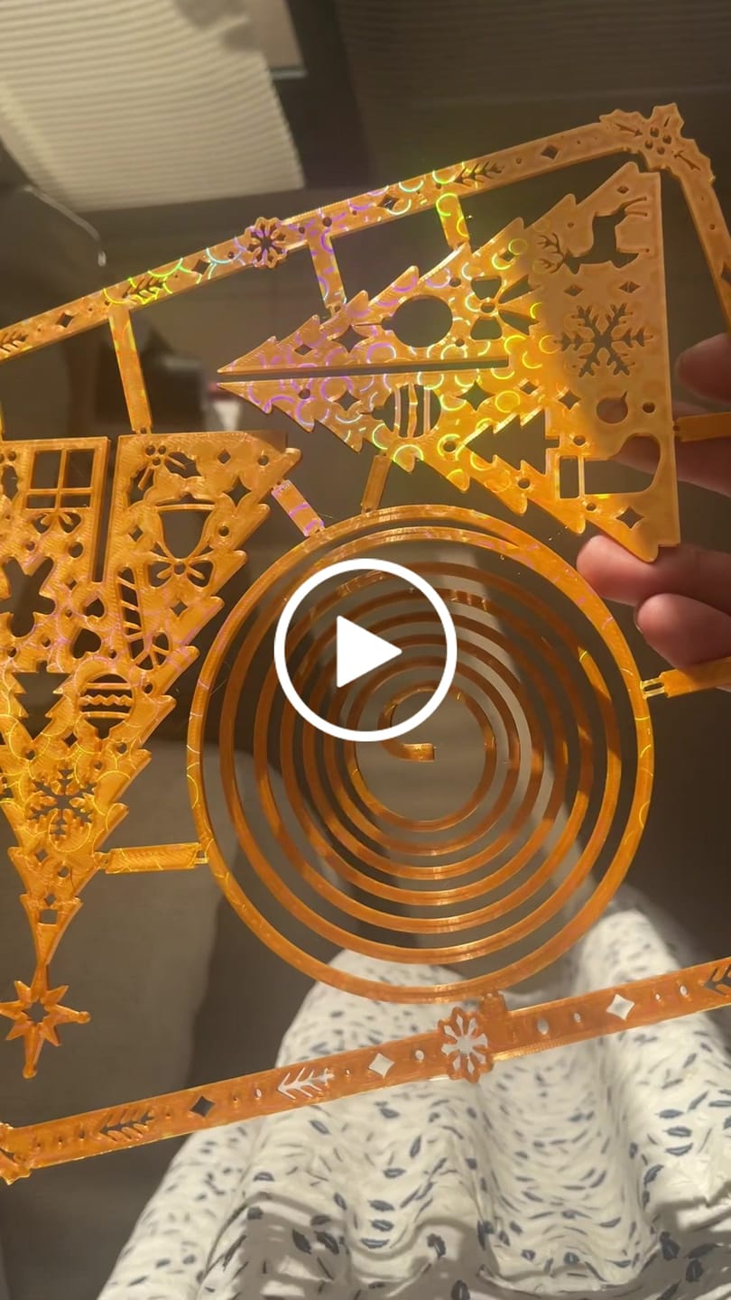 Customer video review of Anycubic Placa de efecto 3D de doble cara