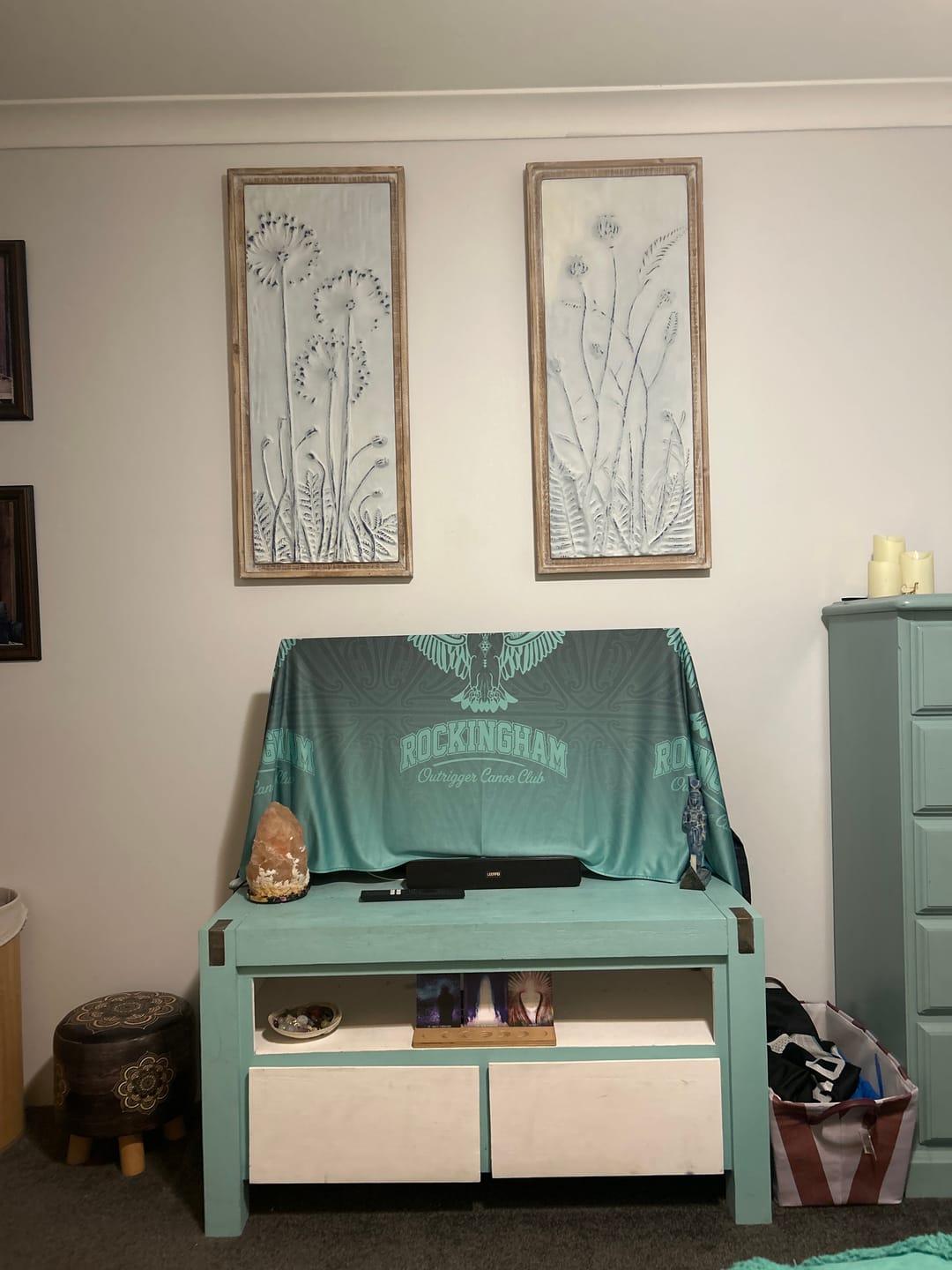 Customer photo review of Hannah French Provincial Metal Wall Art, Embossed Floral with Fir Frame, Distressed White 98cm