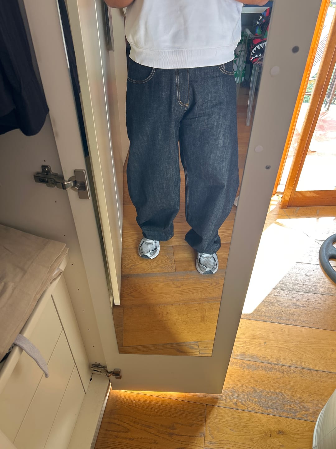 Customer photo review of Balloon Pants Raw Denim Blue