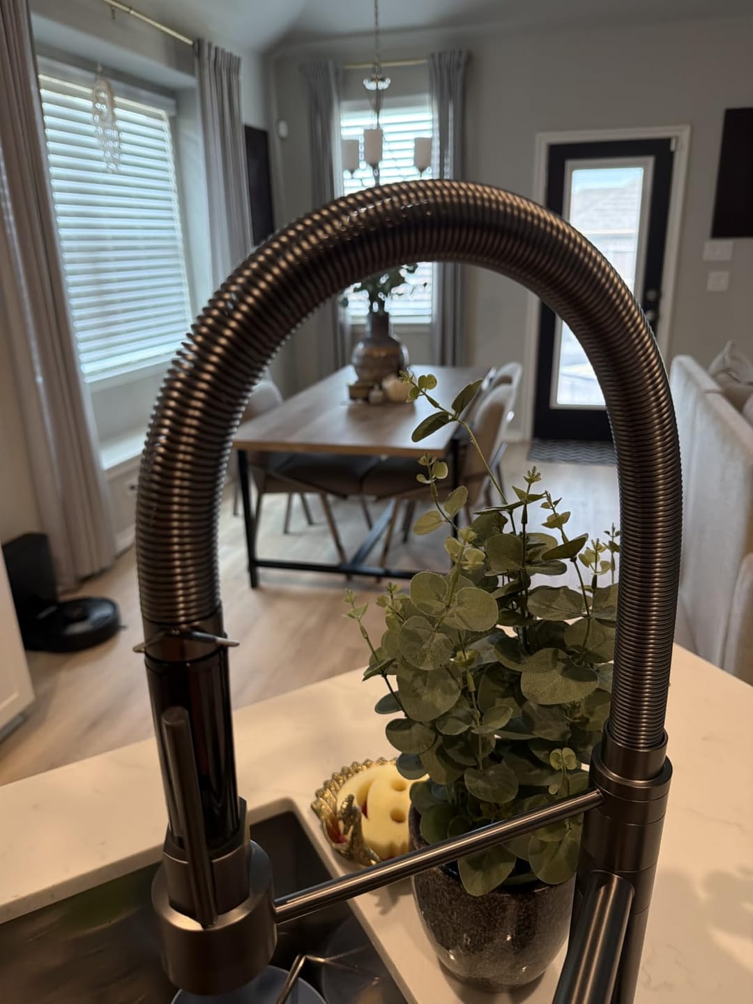 Customer photo review of Arreso - High-Quality Contemporary Commercial Kitchen Faucet with Pull-Down Sprayer