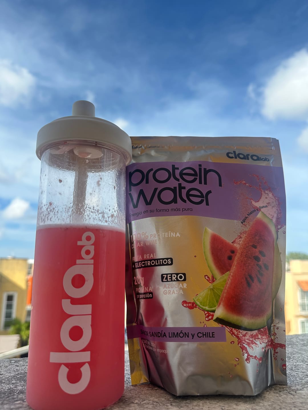 Customer photo review of protein water sandía, limón y chile