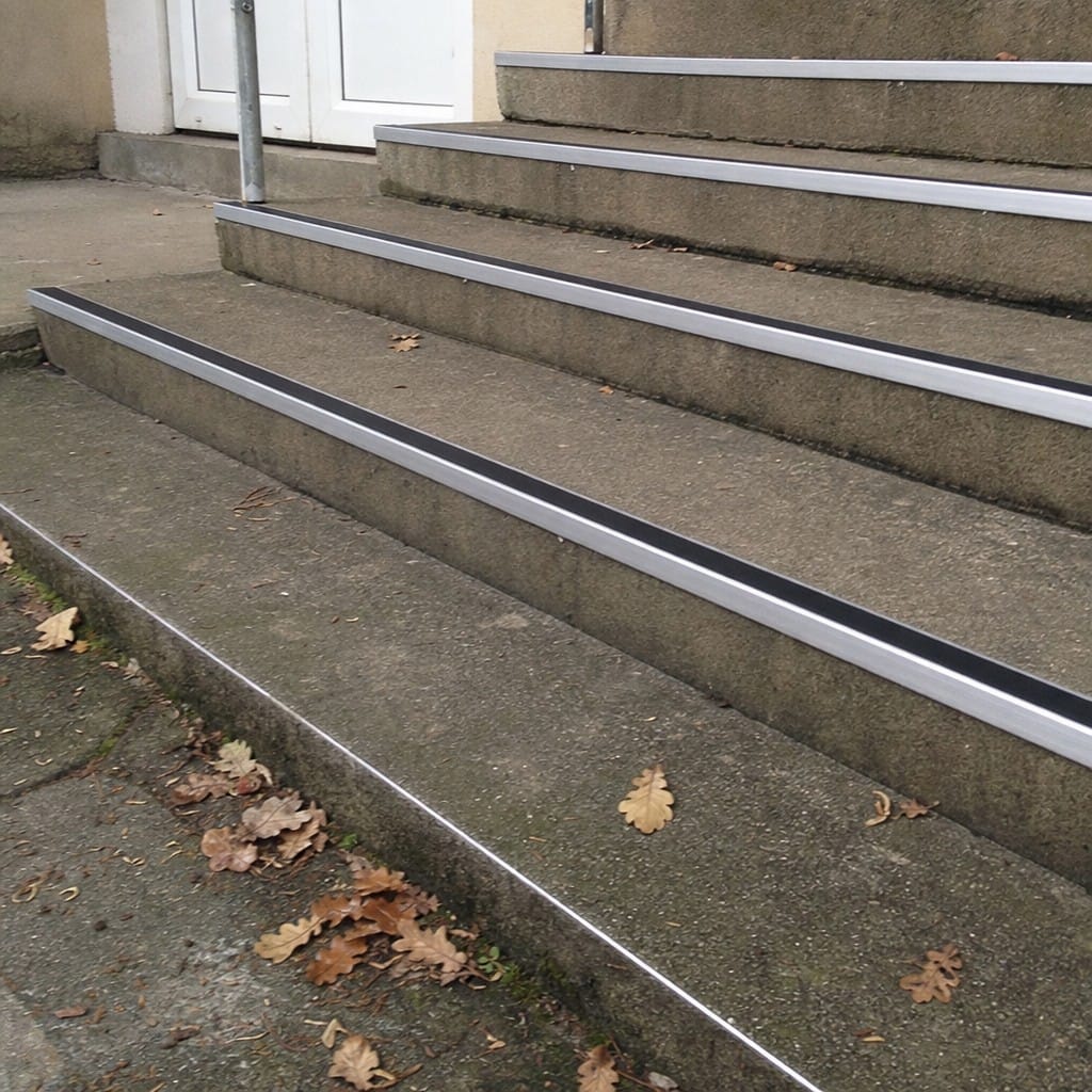 Customer photo review of Rake Back Stair Nosing 2.44m Aluminium 62mm Single Insert