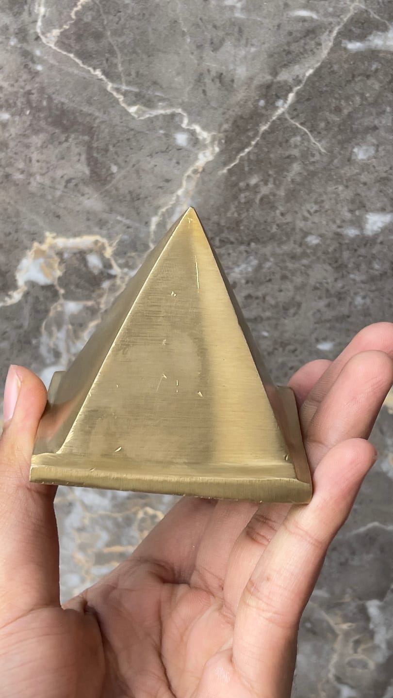 Customer photo review of Solid Brass Pyramid Vastu Remedy for North West Direction Balance, Health, Wealth and Positive Energy Support for Entrance, Kitchen and Home Spaces | 7.6 cm | 600 g