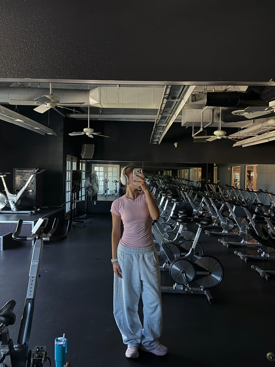 Customer photo review of W2255 - Studio Edit Barrel Jogger
