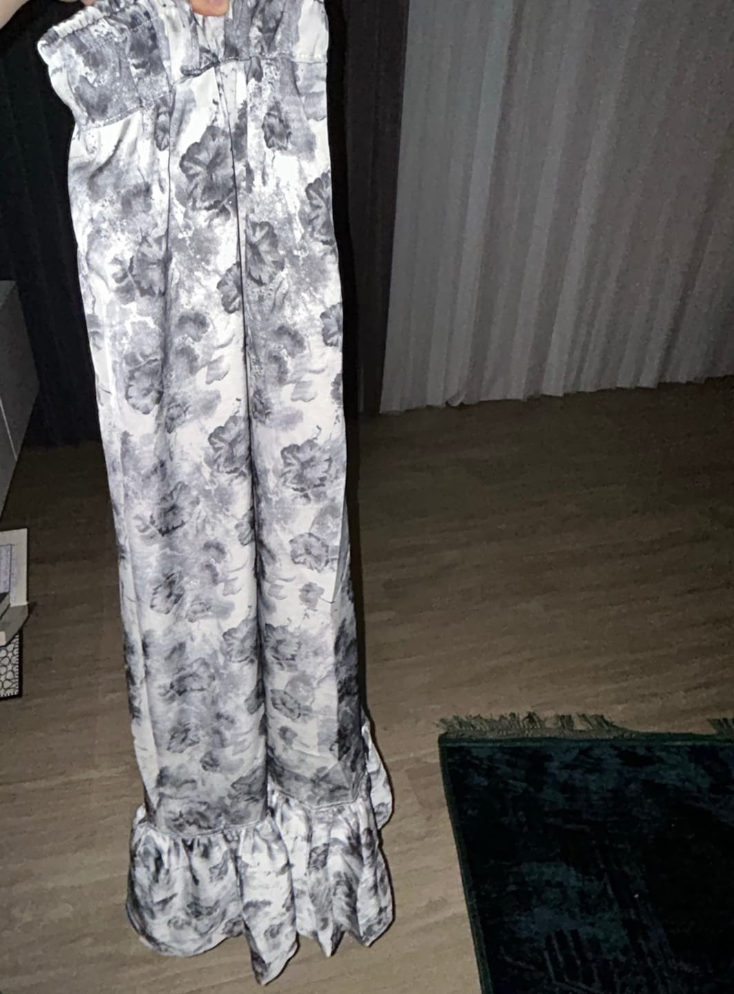 Customer photo review of Jupe longue en soie à imprimé floral "SPRING SKIRT" - OUMMI BASICS