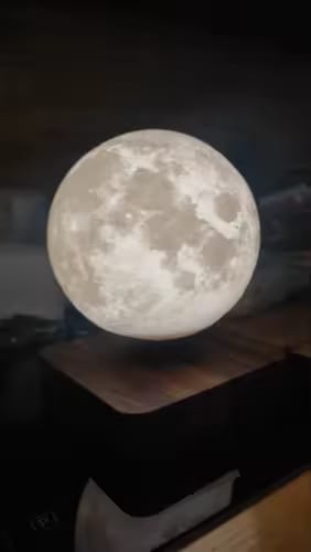 Customer photo review of LUNEA™ — Lampe Lune en Lévitation Magnétique