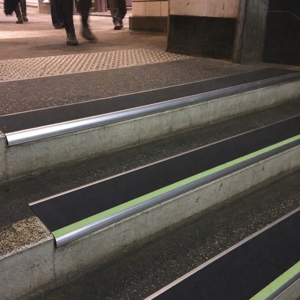 Customer photo review of Aluminium Stair Nosing 87x40mm Bullnose, Photoluminescent Anti-Slip