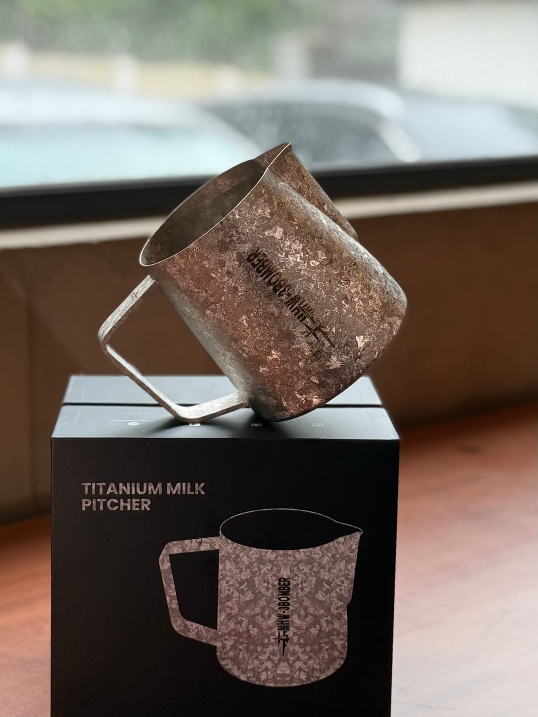 Customer photo review of MHW-3BOMBER Titanium Milk Pitcher