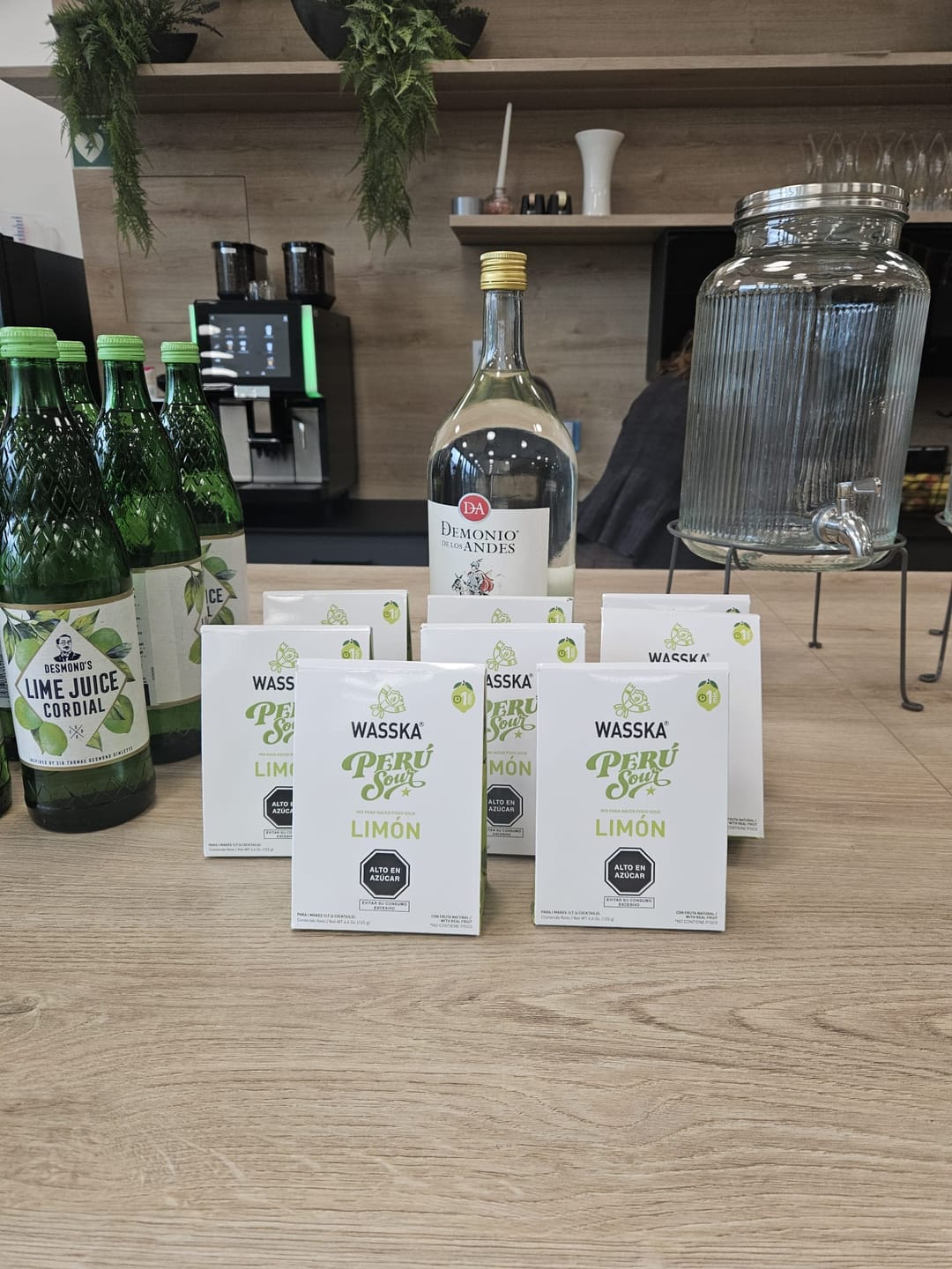 Customer photo review of Mix Pisco Sour Wasska Limón (Rinde 6 cócteles) – 125 g