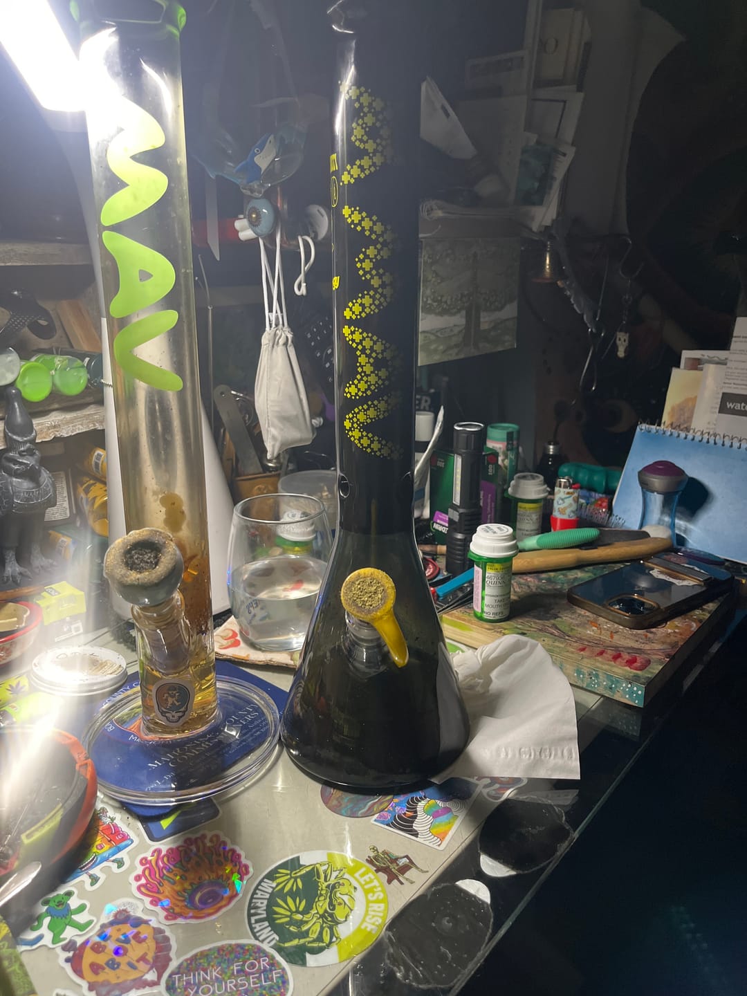 Customer photo review of 18" super positive beaker bong