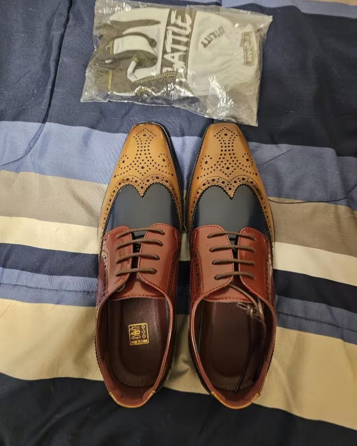 Customer photo review of Men's Shoes with Floral Perforated Details