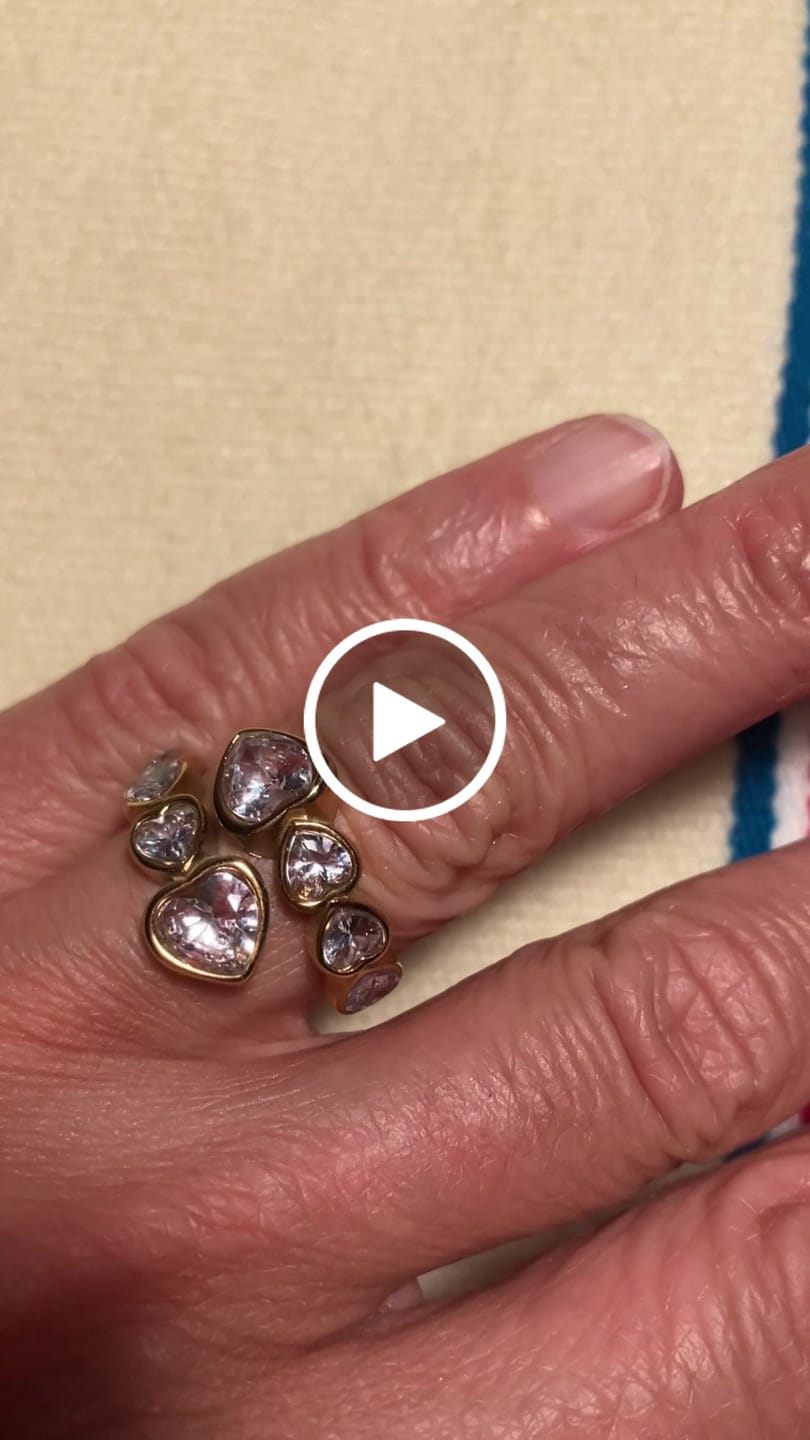 Customer video review of Anello "Notti d'oriente"