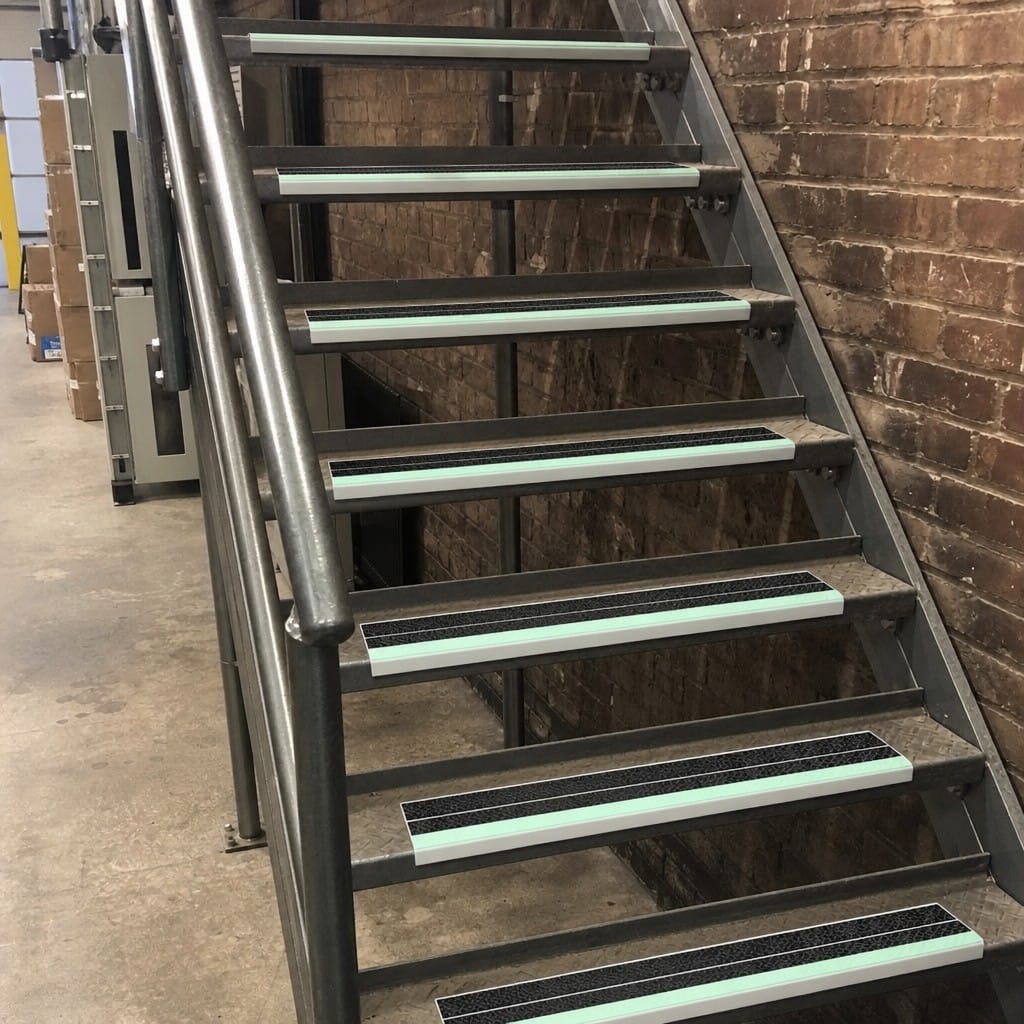 Customer photo review of Safety Stair Nosing 85x30mm Slip Resistant Aluminium Indoor Outdoor