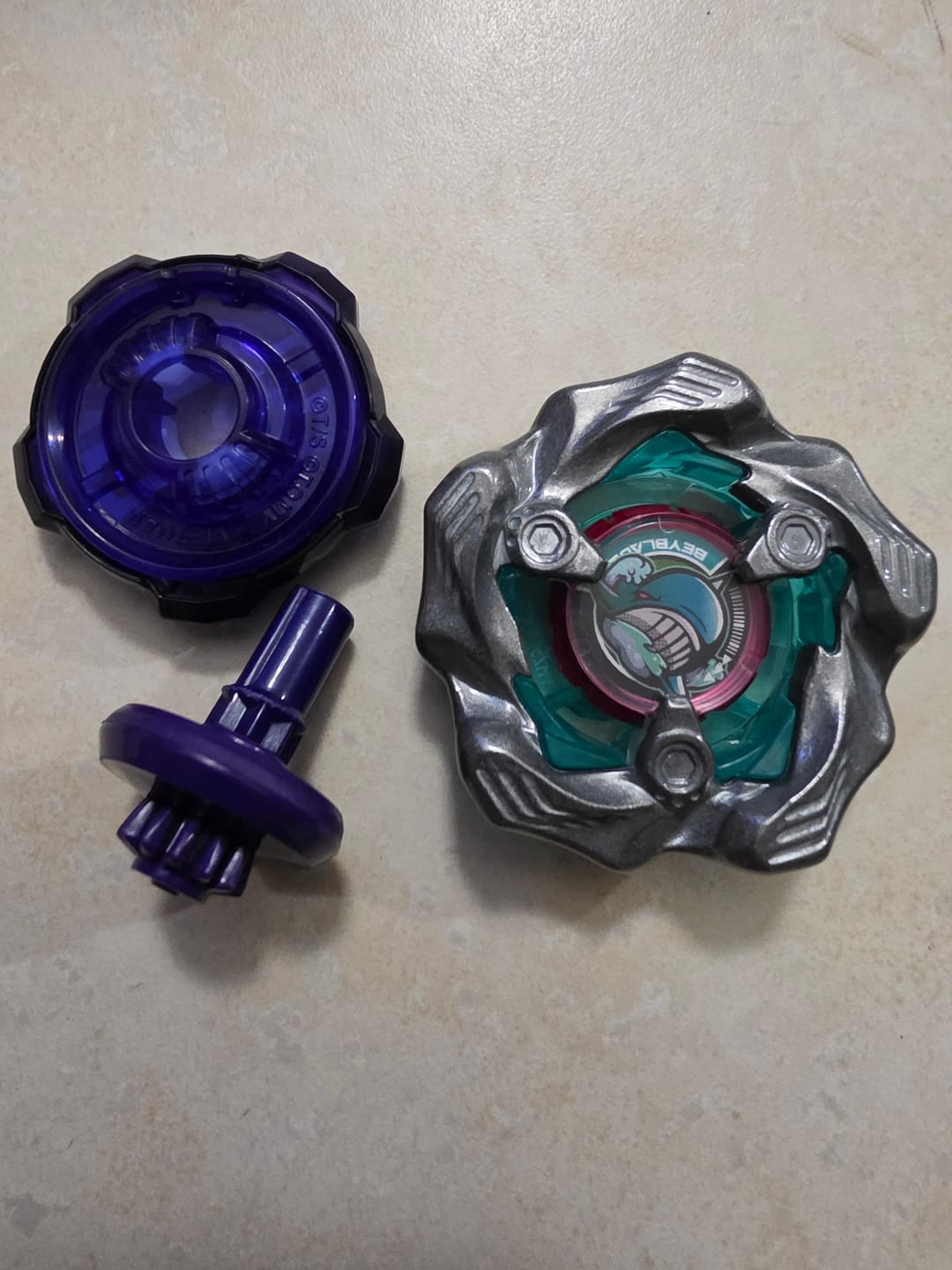 Customer photo review of HASBRO Tide Whale Wave 5-80E Beyblade X Booster G1669