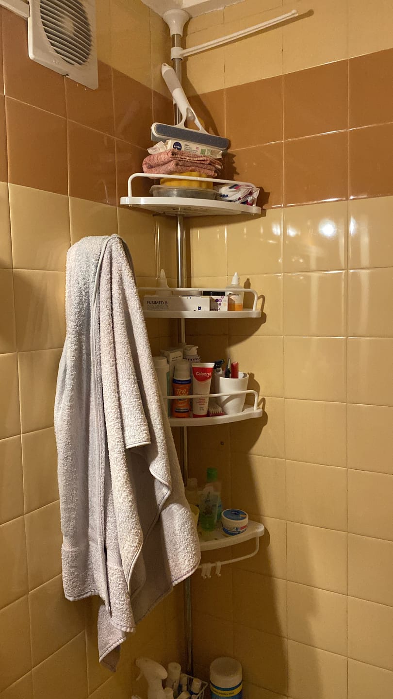 Customer photo review of Esquinero Organizador De Ducha Ajustable