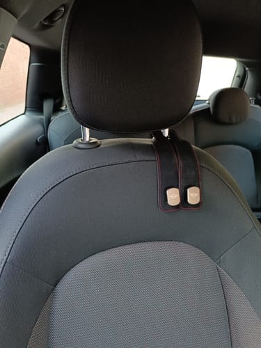 Customer photo review of Maßgeschneiderter Doppelhaken für Autositze