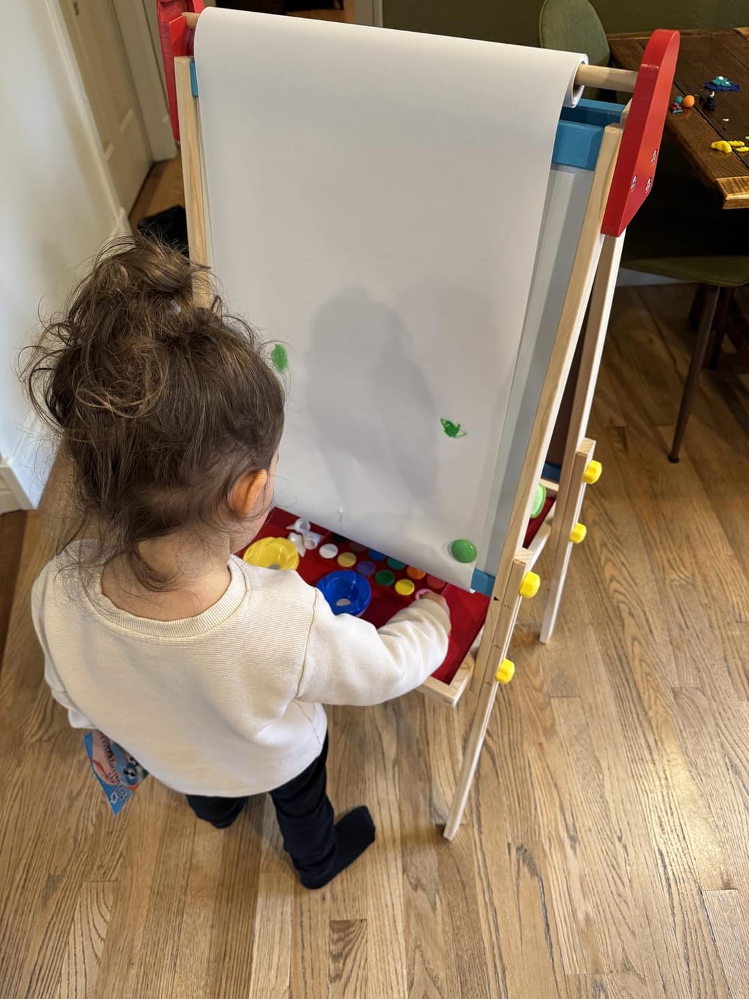 Customer photo review of Art Easel with 100+ Accessories