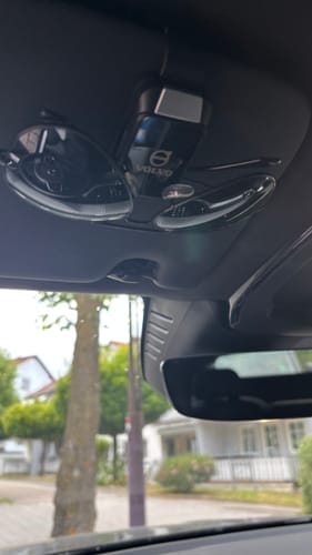 Customer photo review of Multifunktionaler Clip und Halter für Auto-Brillen